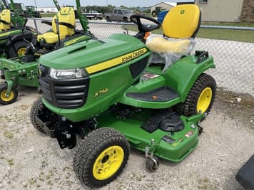 Main image John Deere X758